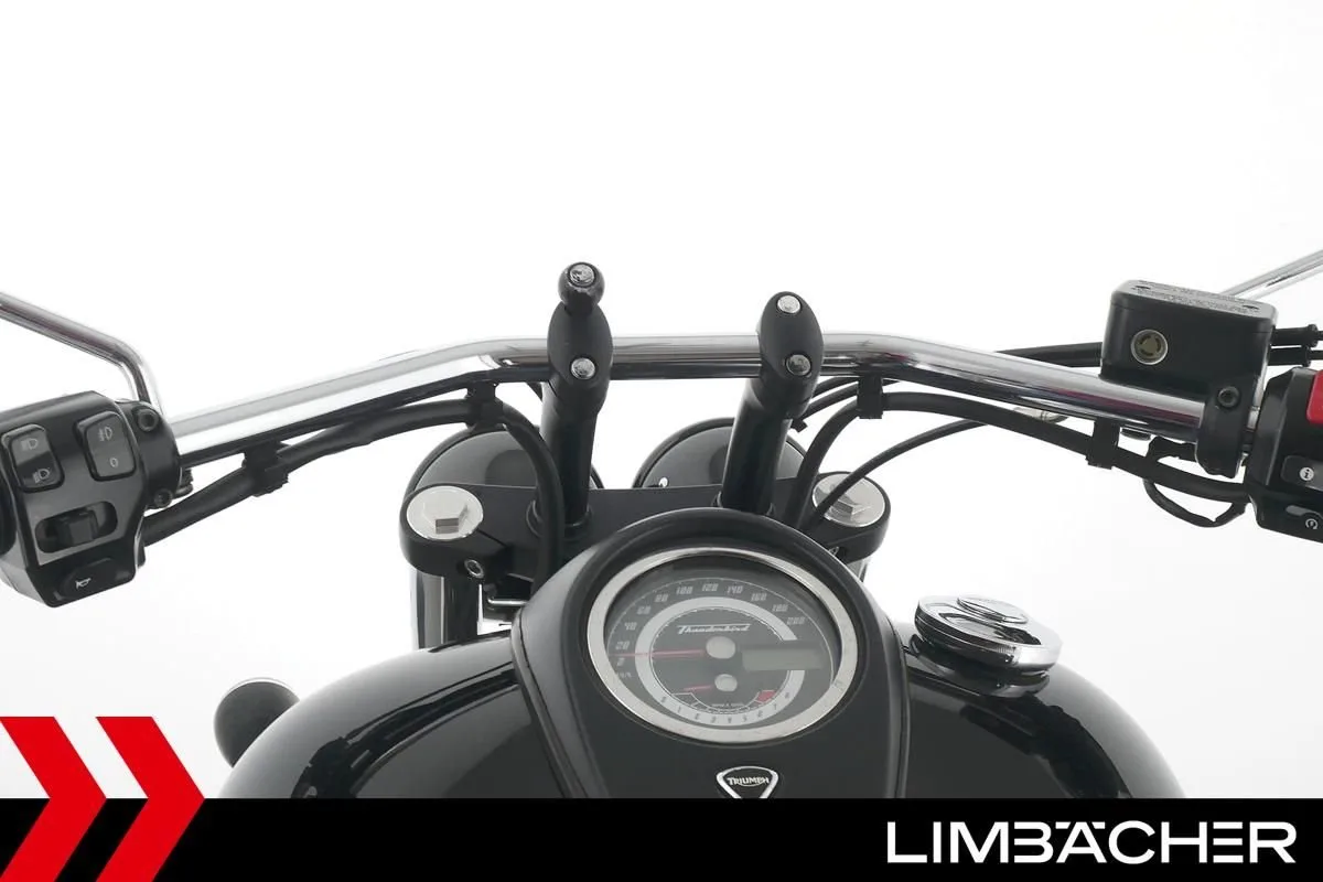 Triumph Thunderbird Storm