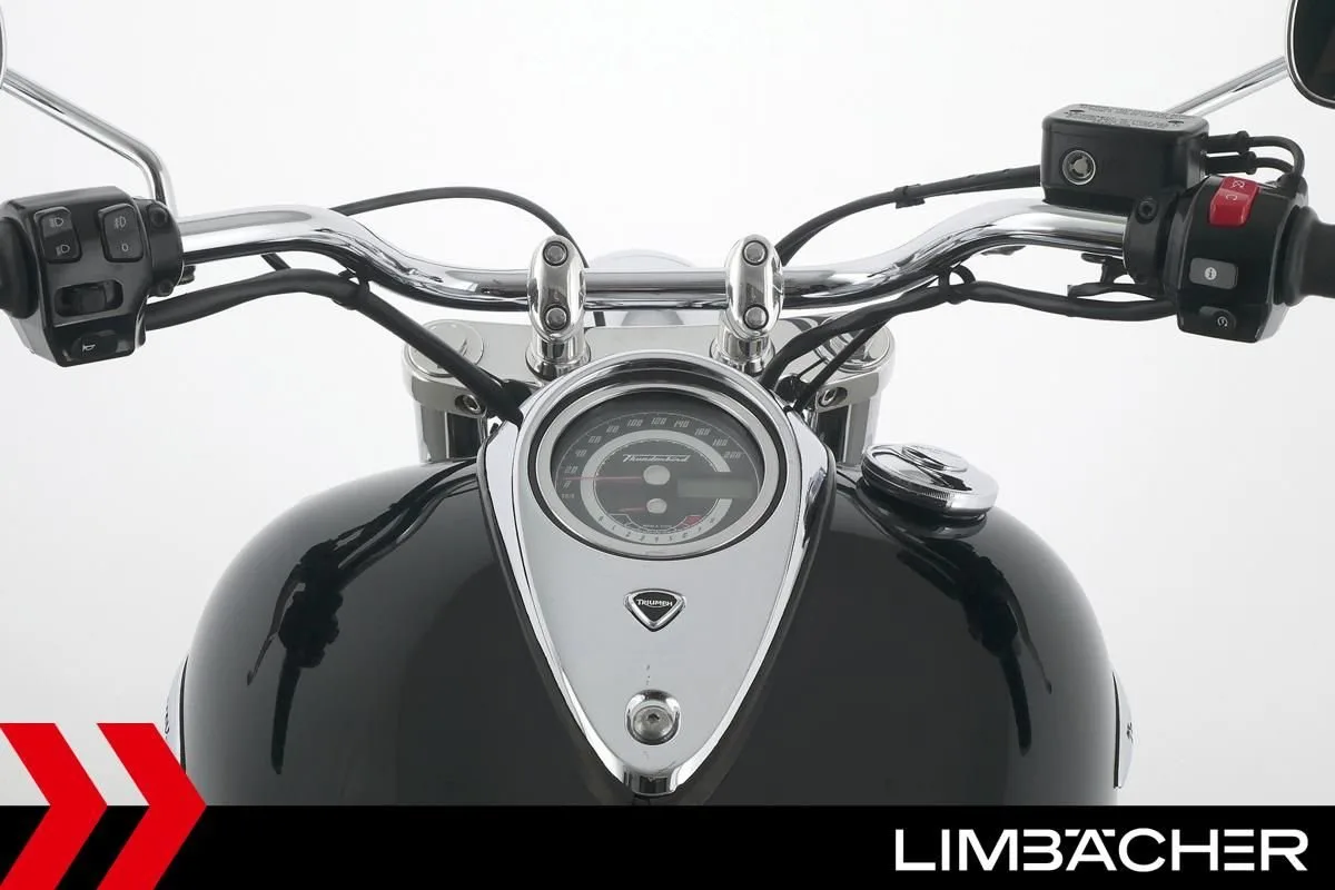 Triumph Thunderbird