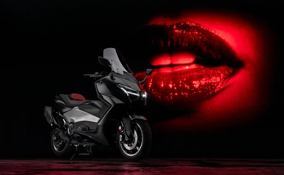 Yamaha TMAX 25th Anniversary, MY 2026 - Black Max