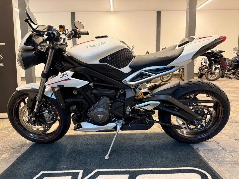 Triumph Street Triple 765 RS