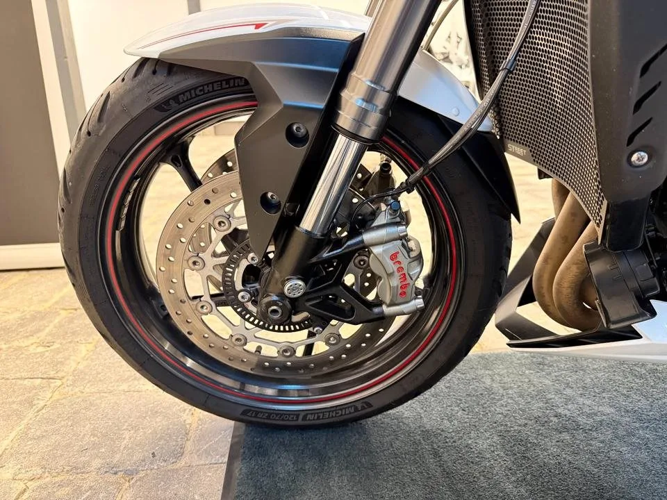 Triumph Street Triple 765 RS