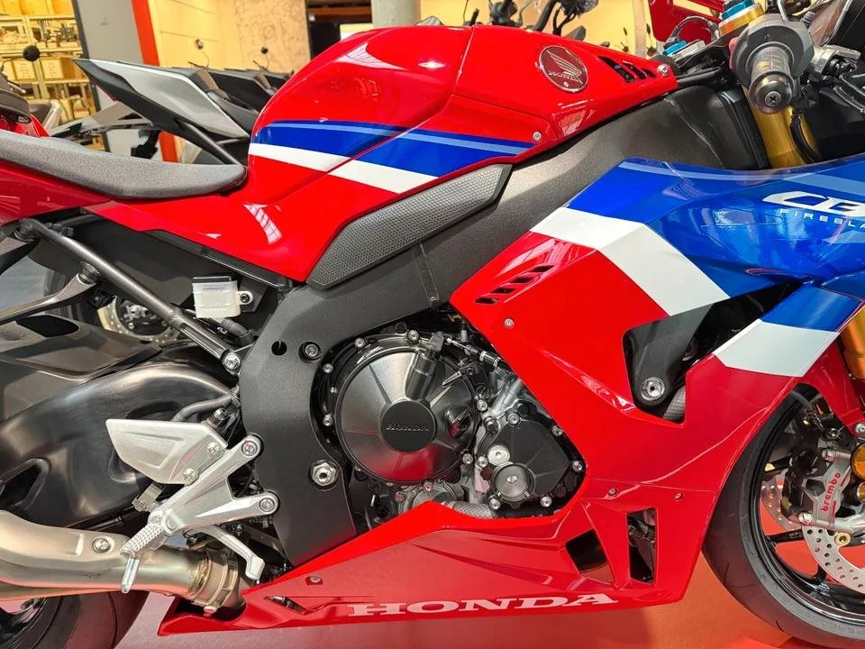 Honda CBR1000RR-R Fireblade