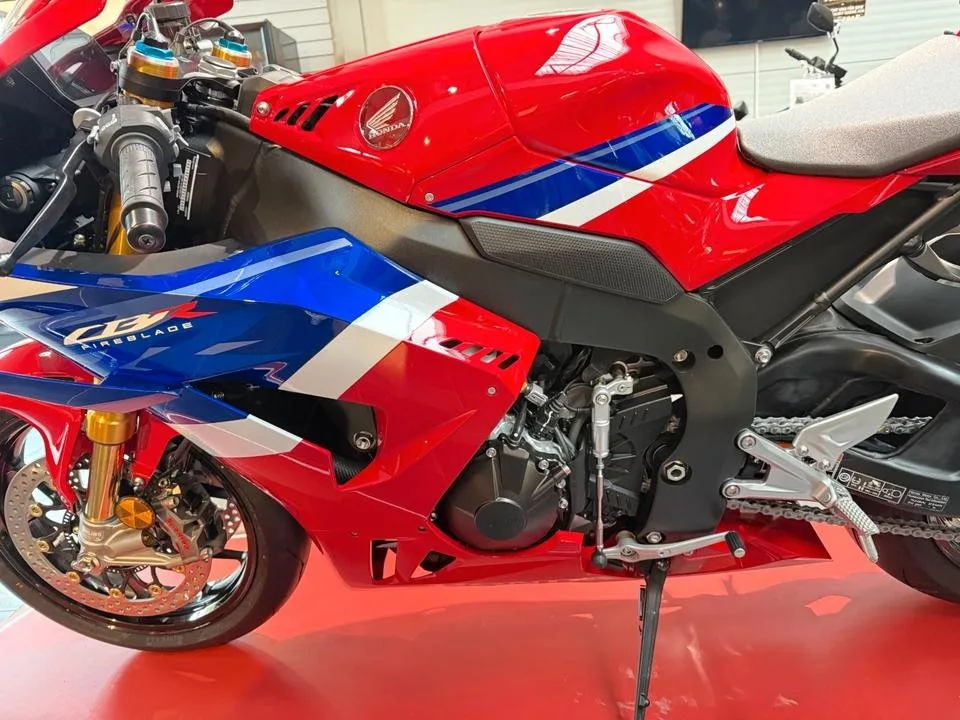 Honda CBR1000RR-R Fireblade