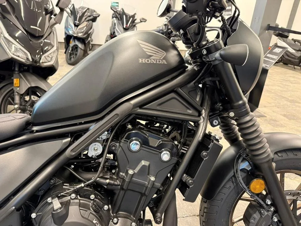 Honda CMX500 Rebel S