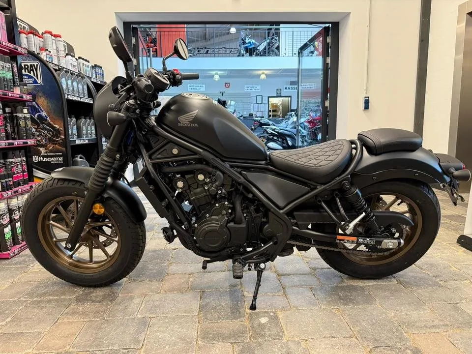 Honda CMX500 Rebel S