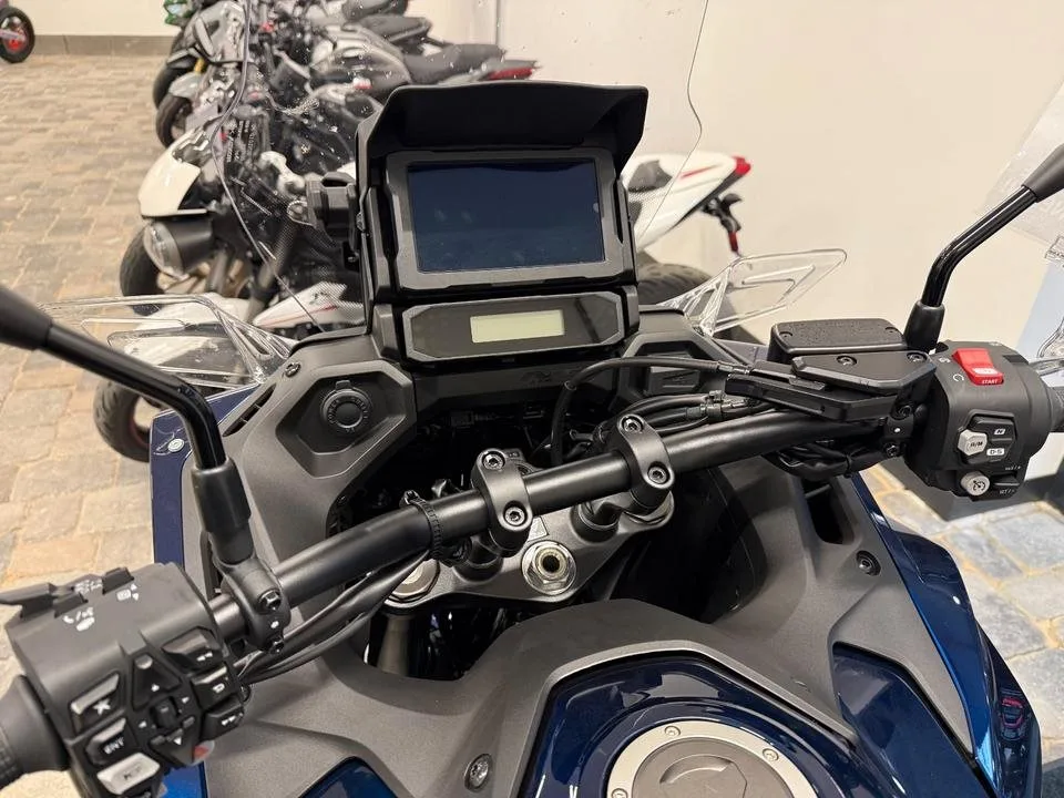Honda NT1100 DCT