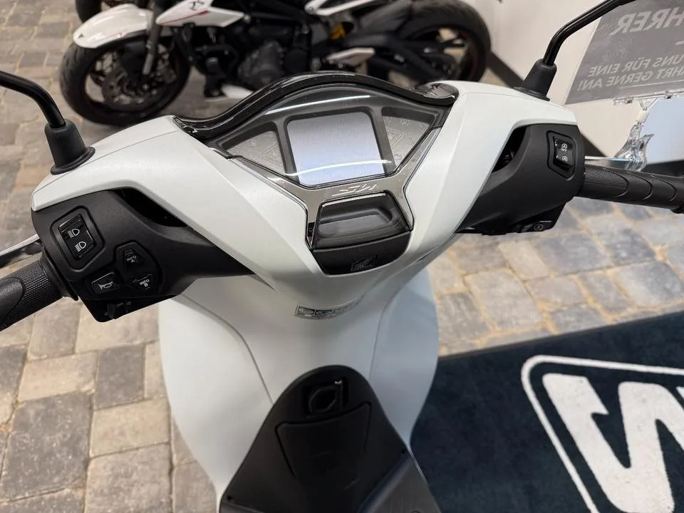 Honda SH125i