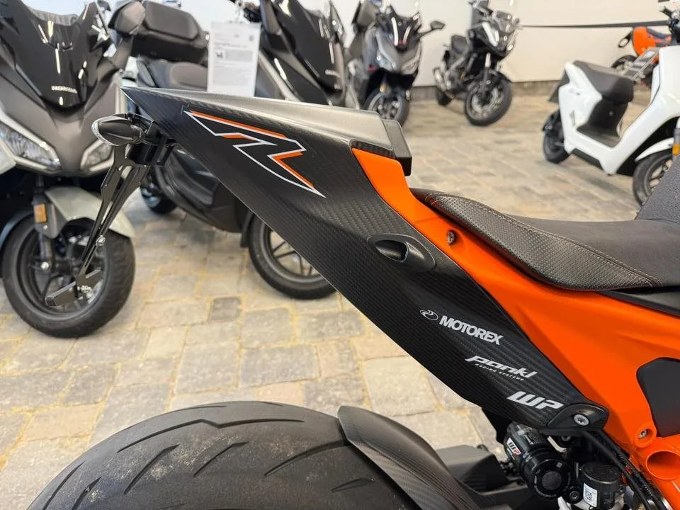 KTM 1290 Super Duke RR