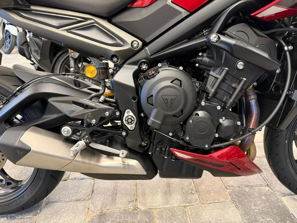 Triumph Street Triple 765 RS