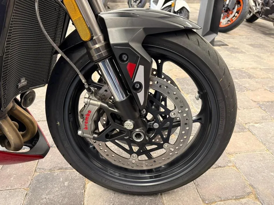 Triumph Street Triple 765 RS