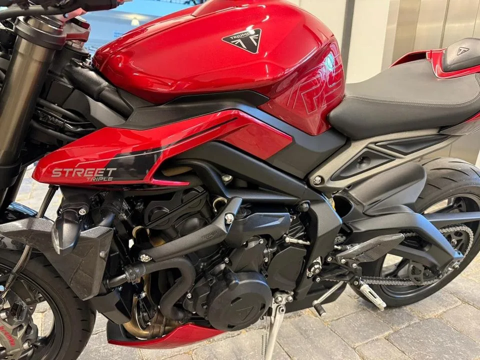 Triumph Street Triple 765 RS