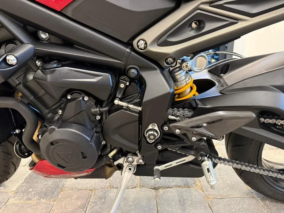 Triumph Street Triple 765 RS