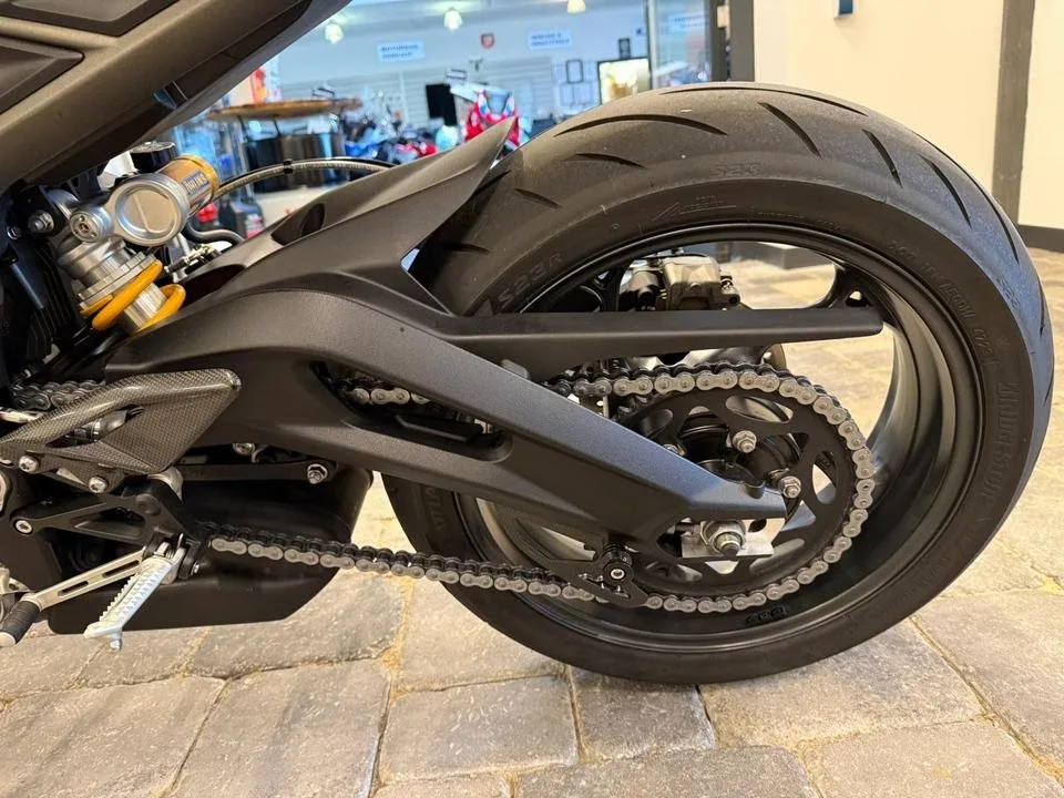 Triumph Street Triple 765 RS