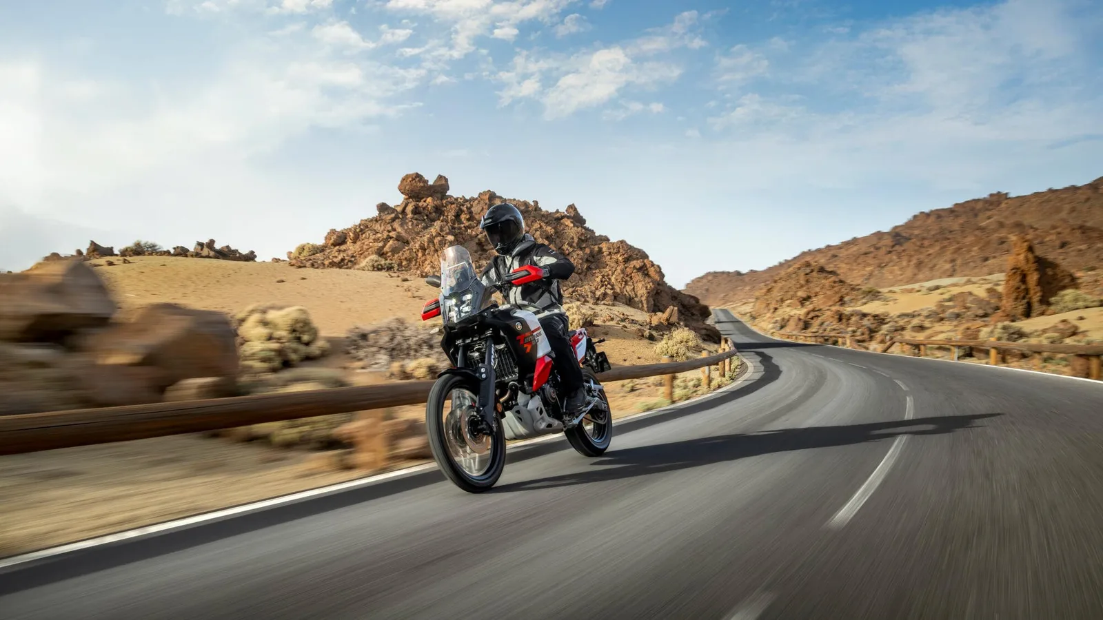 Yamaha Tenere 700 World Raid, MY 2026 - Midnight Black