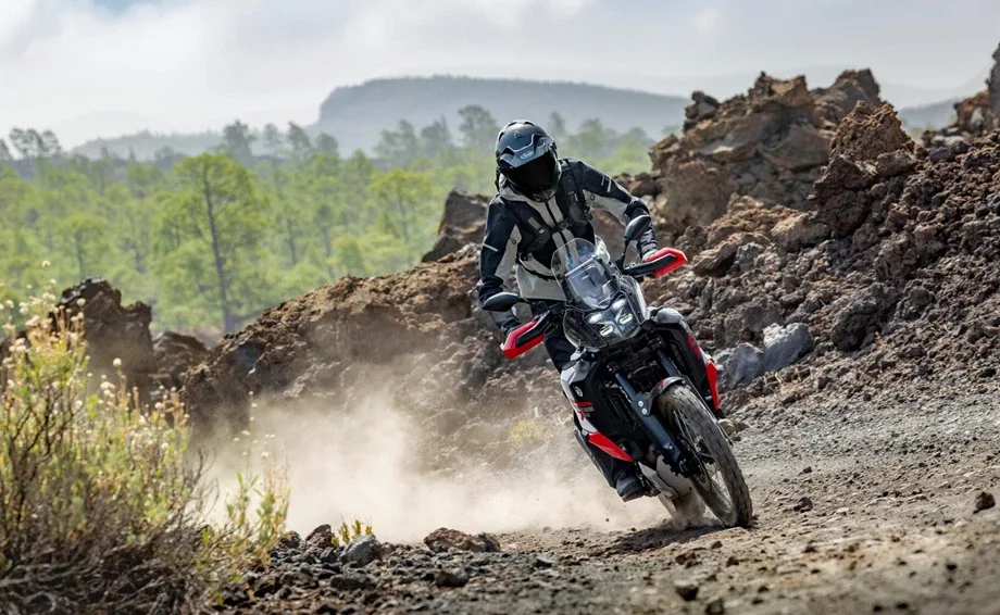 Yamaha Tenere 700 World Raid, MY 2026 - Midnight Black