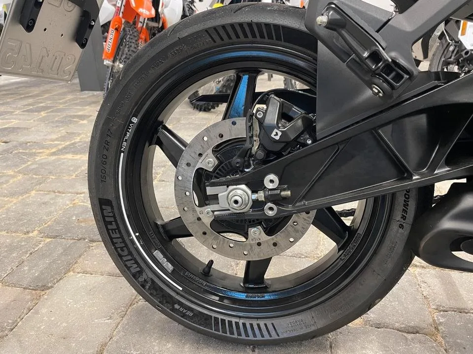 Husqvarna Vitpilen 401