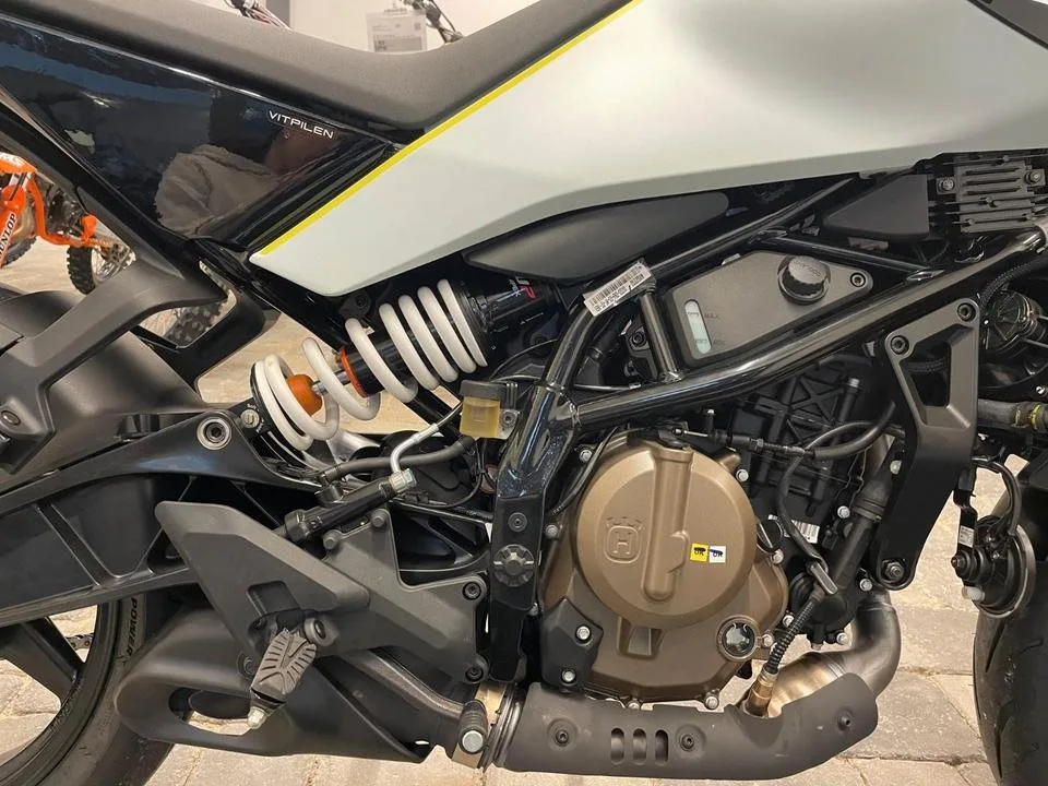 Husqvarna Vitpilen 401