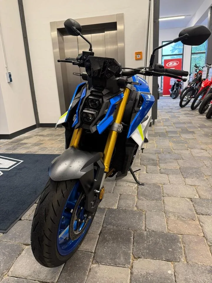 Suzuki GSX-S1000
