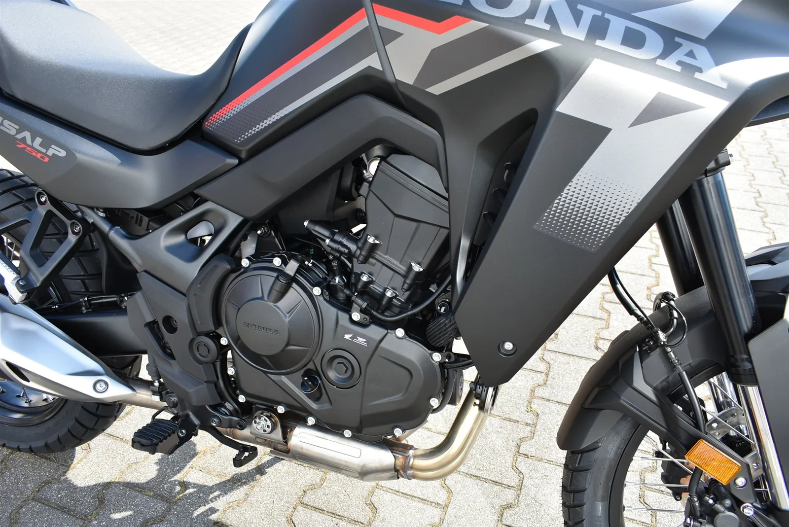 Honda XL750 Transalp MY 2026 ohne E Clutch