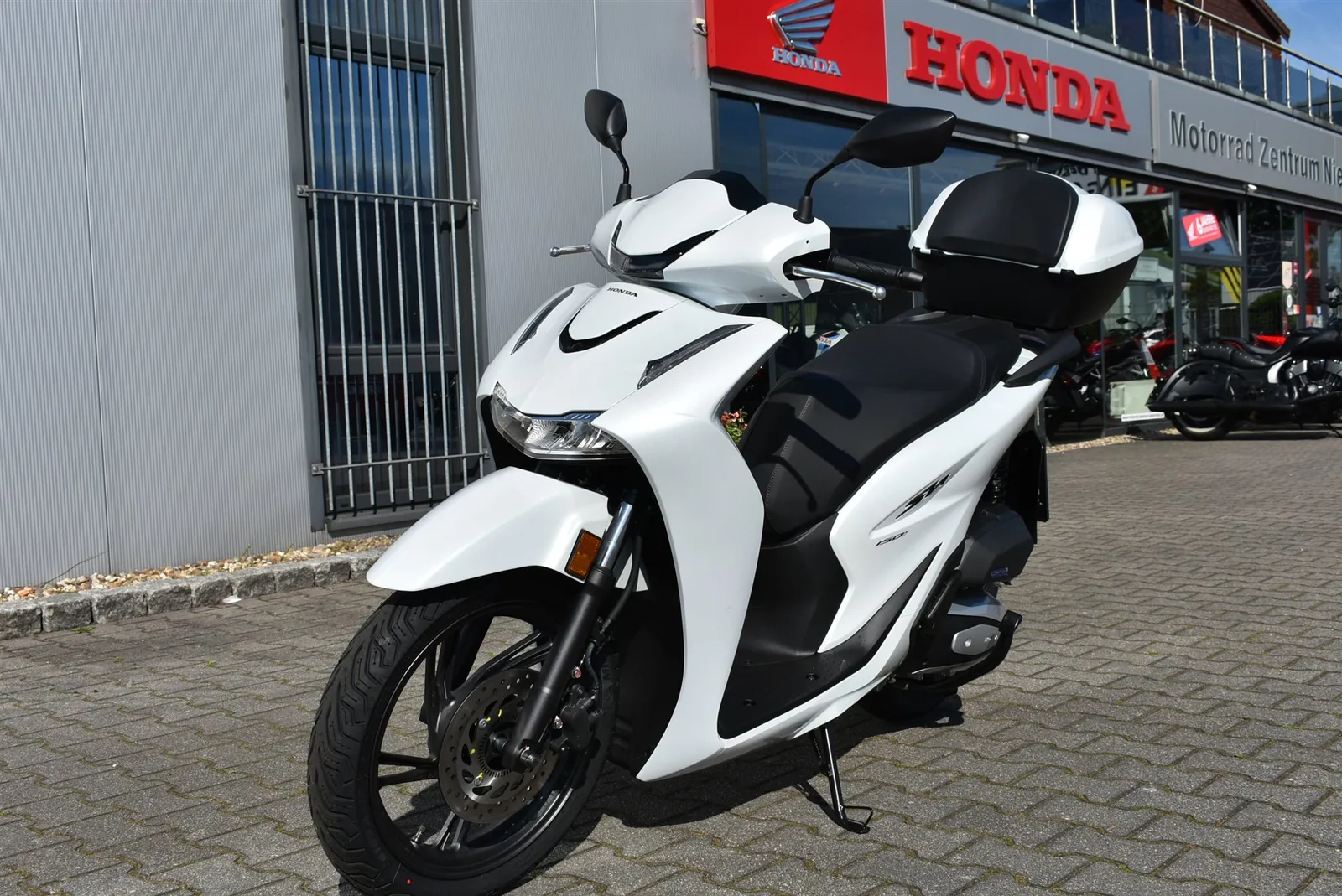 Honda SH150i mit Topcase & 6 Jahre Garantie!