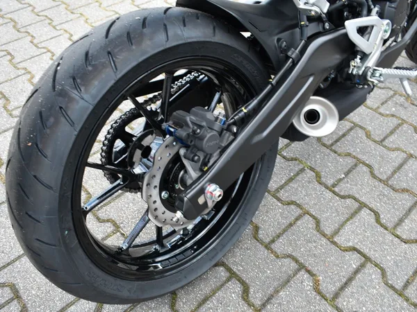 Honda CB125R
