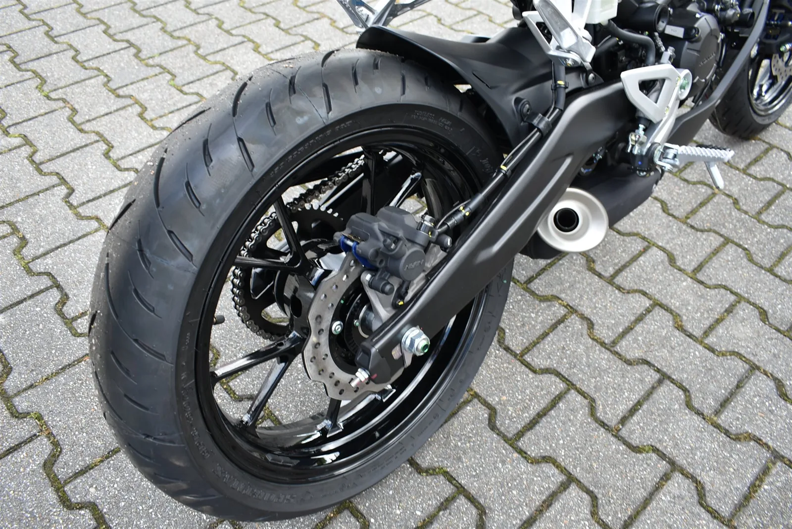 Honda CB125R 6 Jahre Garantie Modell 2026
