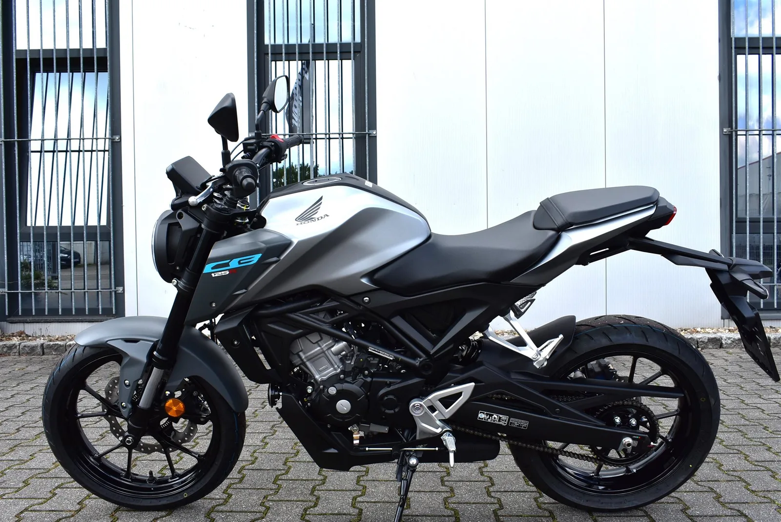 Honda CB125R 6 Jahre Garantie Modell 2026