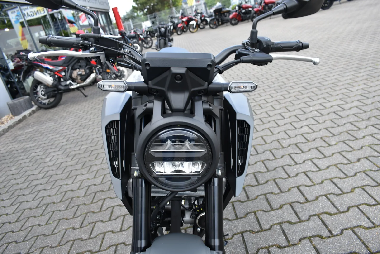 Honda CB125R 6 Jahre Garantie Modell 2026