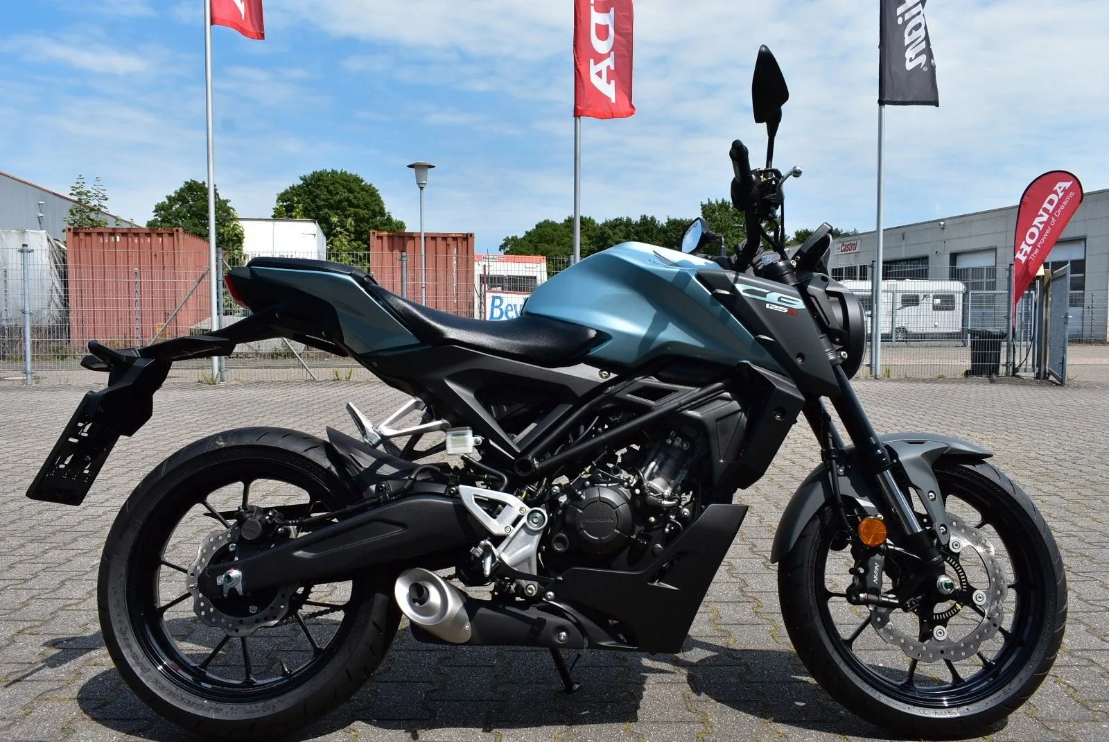 Honda CB125R