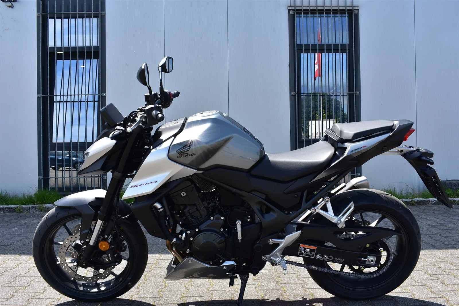 Honda CB750 Hornet E-Clutch Modell 2026 Sofort Verfügbar !