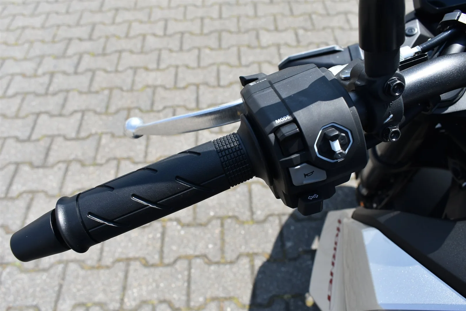 Honda CB750 Hornet E-Clutch Modell 2026 Sofort Verfügbar !