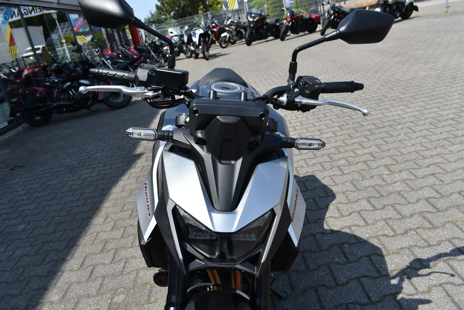 Honda CB750 Hornet E-Clutch Modell 2026 Sofort Verfügbar !