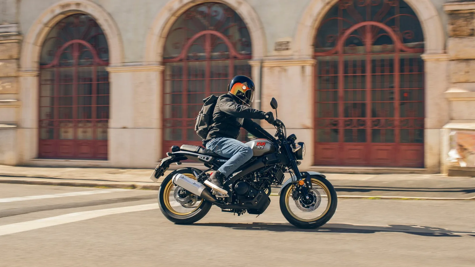 Yamaha XSR125 Legacy, MY 2026 - Legend Silver