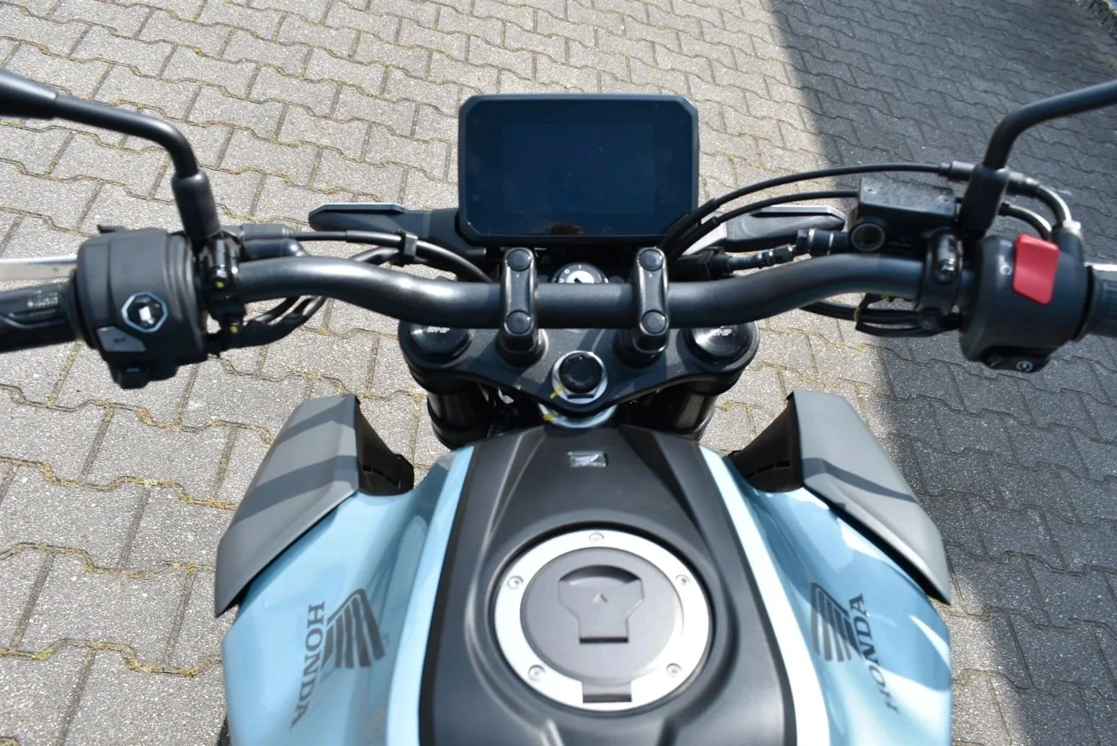 Honda CB125R