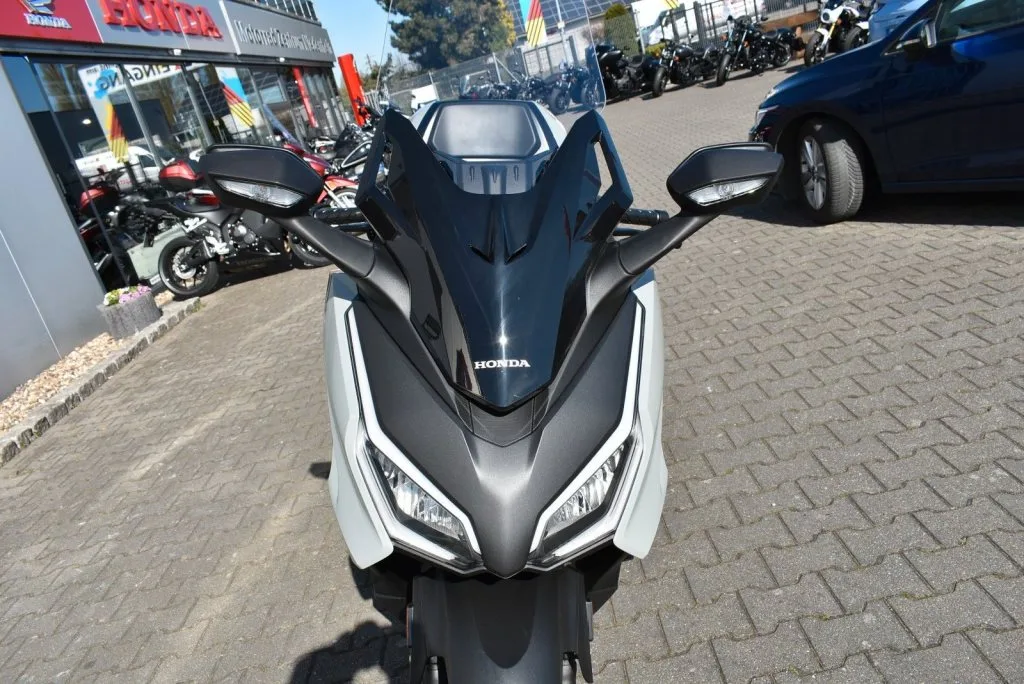 Honda Forza 125 Tageszulassung 6 J. Garantie ab Zul. Modell 2026
