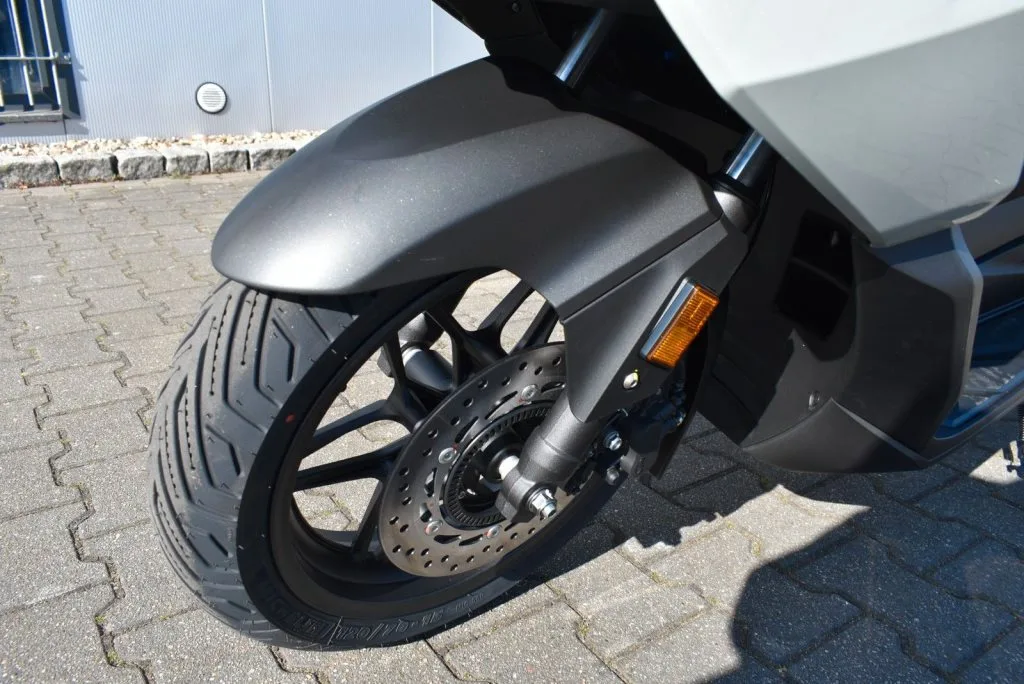 Honda Forza 125 Tageszulassung 6 J. Garantie ab Zul. Modell 2026