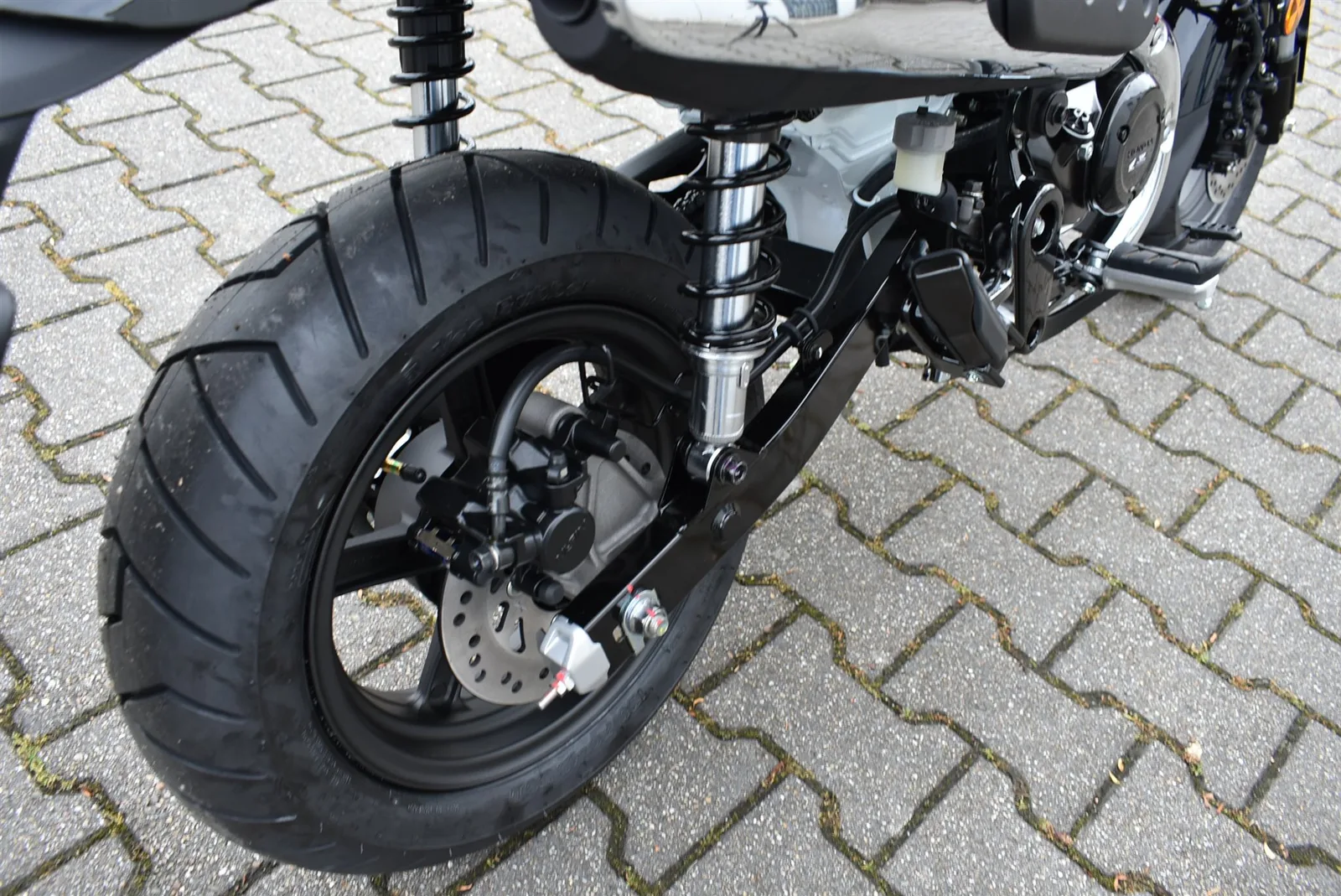 Honda Dax 125 6 Jahre Garantie Modell 2026