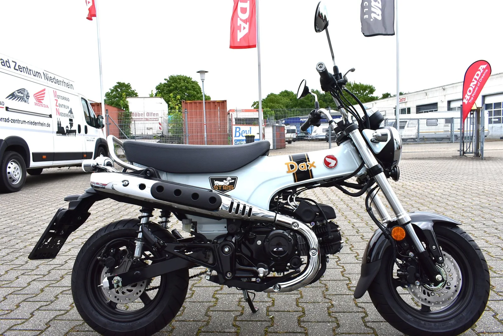 Honda Dax 125 6 Jahre Garantie Modell 2026