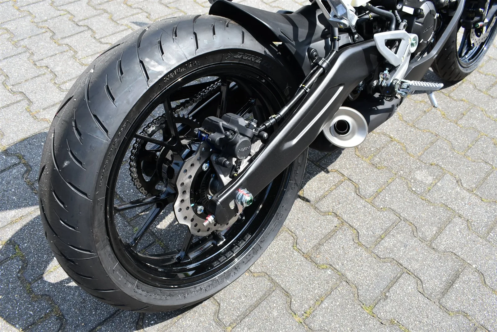 Honda CB125R 6 Jahre Garantie Modell 2026