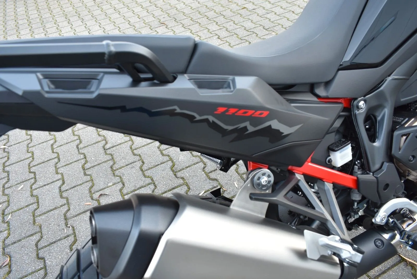 Honda CRF1100L Africa Twin ES