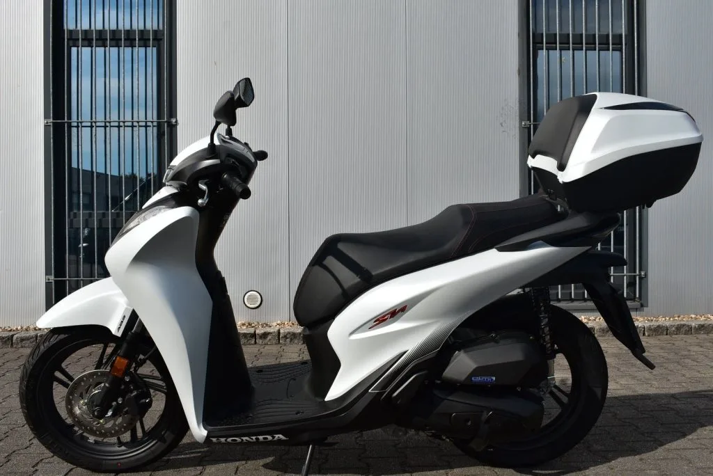 Honda SH125i ABS Topcase Sofort Verfügbar 6J. Garantie