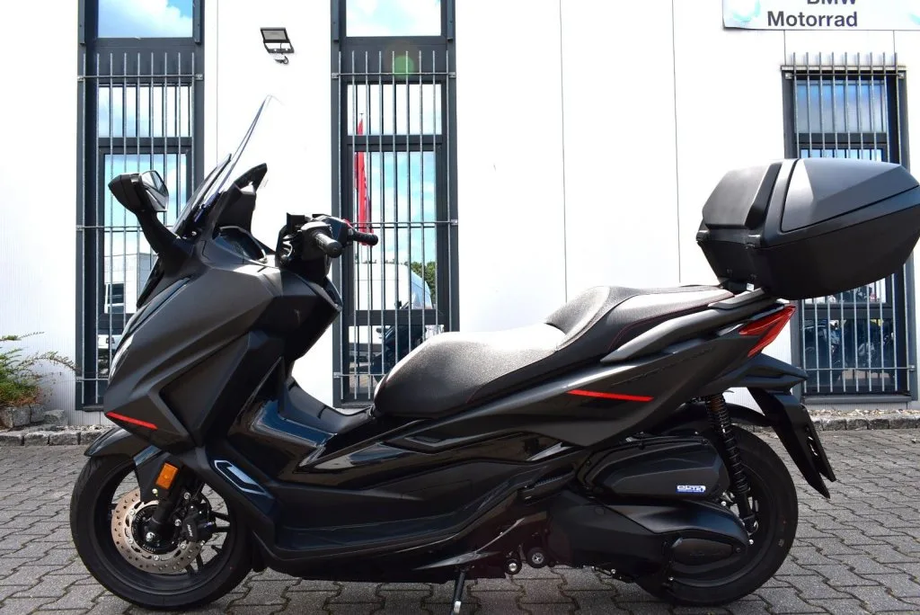 Honda Forza 350 Special Edition MY 2025 6 Jahre Garantie