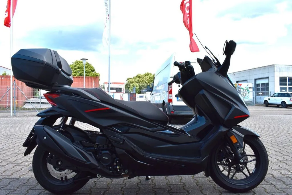 Honda Forza 350 Special Edition MY 2025 6 Jahre Garantie