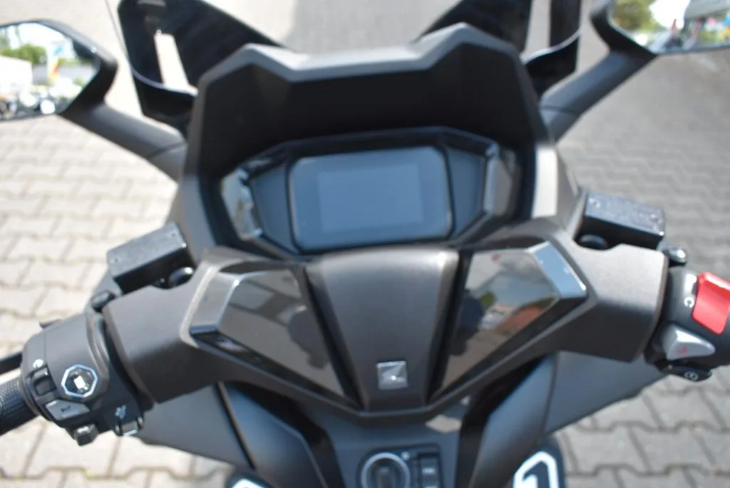 Honda Forza 350 Special Edition MY 2025 6 Jahre Garantie