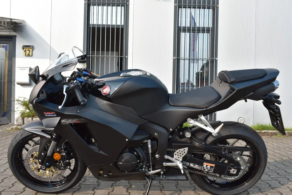 Honda CBR600RR 6 Jahre Garantie im Vorlauf
