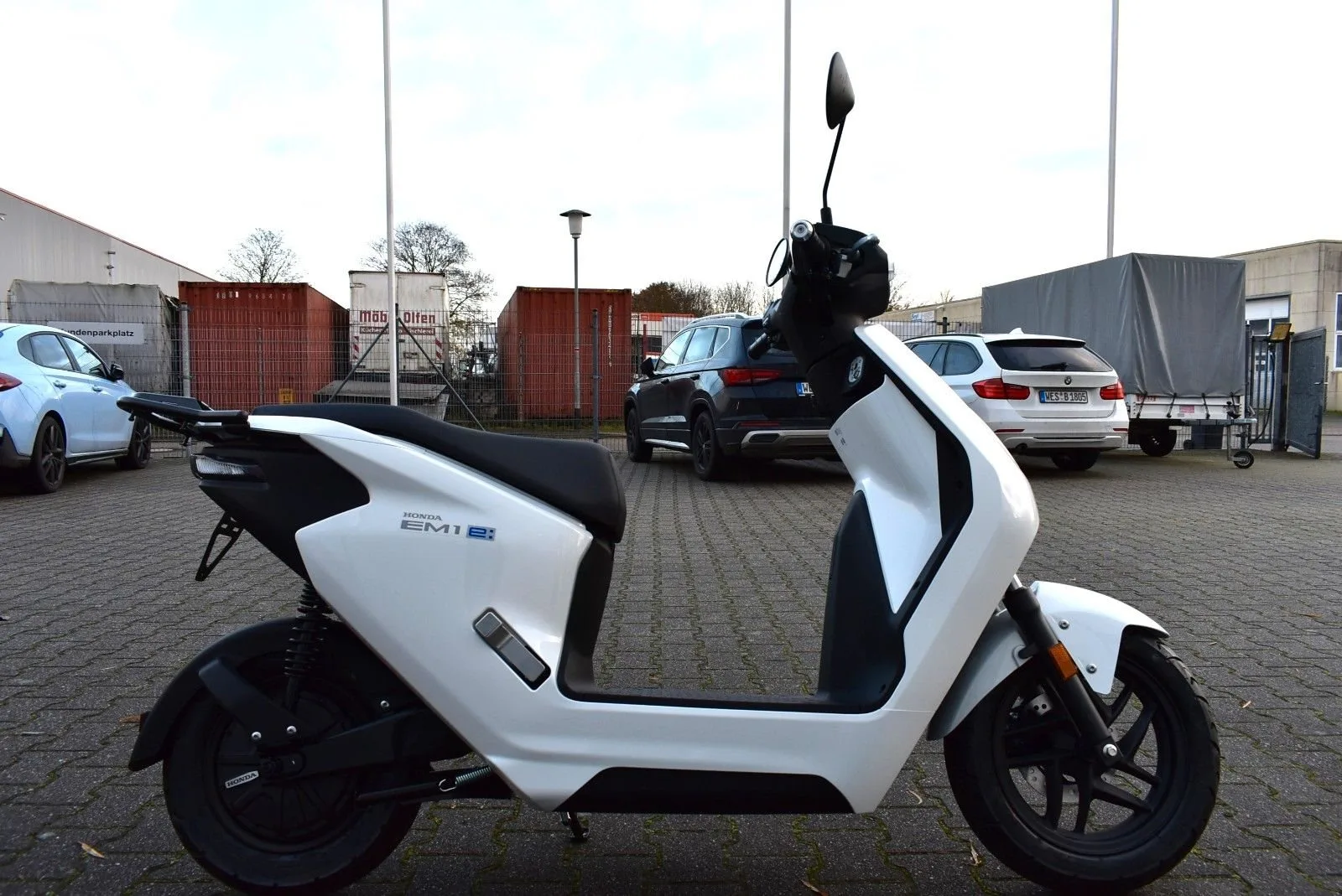 Honda EM1 e