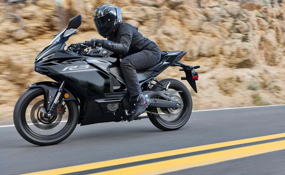 Yamaha R125, MY 2026 - Tech Black