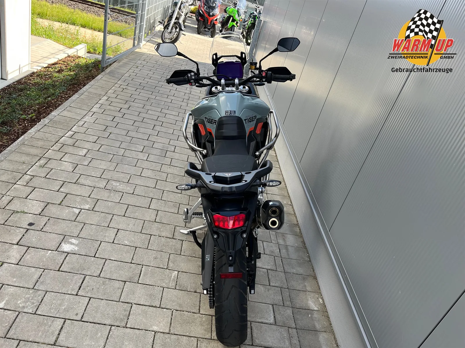 Triumph Tiger 900 Desert Edition neuwertig | wenig Km