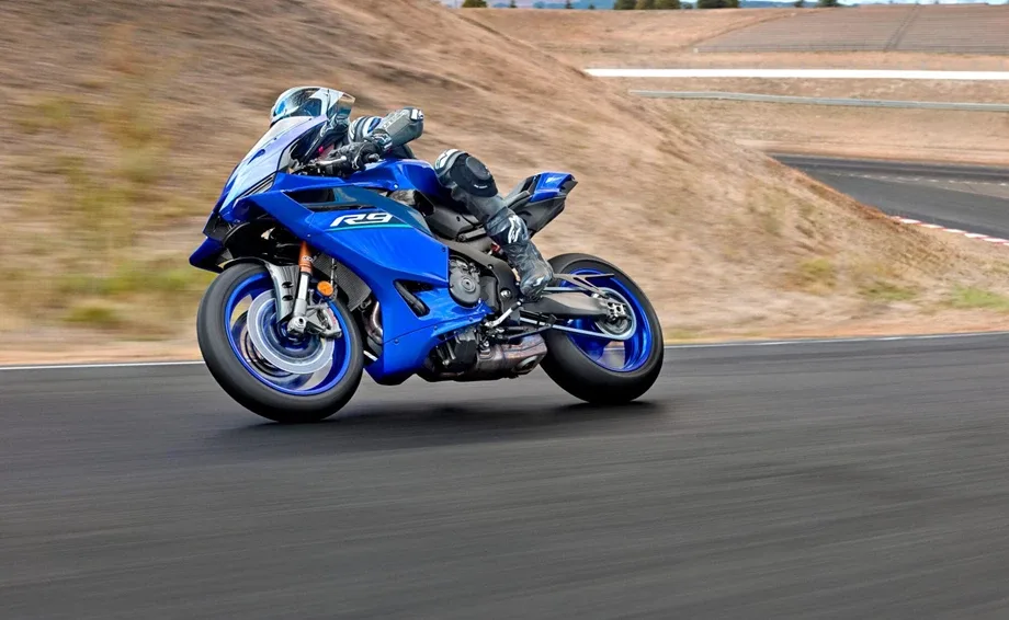 Yamaha R9 35kW, MY 2026 - Icon Blue