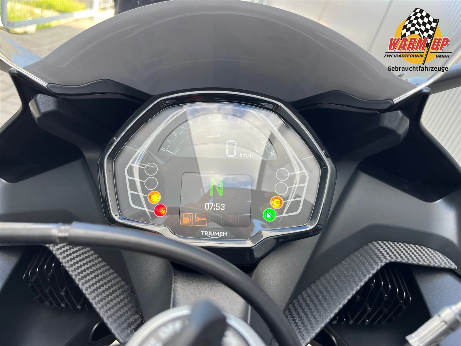 Triumph Daytona 660 inkl. Dekorsatz | wenig Km | A2 möglich